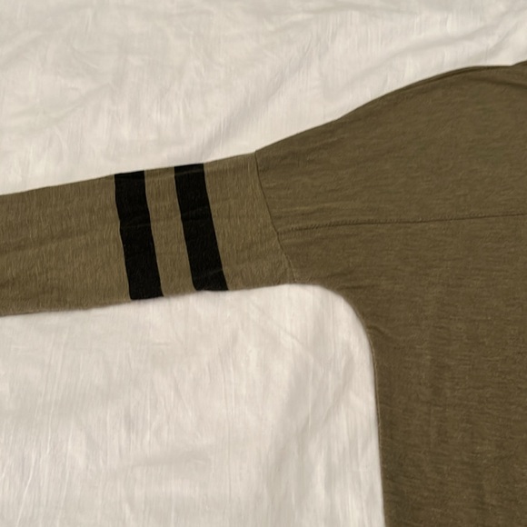 Poof! Long sleeve tshirt - Picture 2 of 8